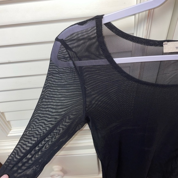 See through top - Picture 2 of 2